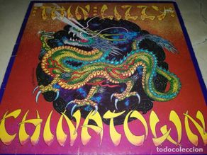 Discos de vinilo: THIN LIZZY-CHINATOWN-CONTIENE ENCARTE-ORIGINAL UK-PORTADA DE RELIEVE